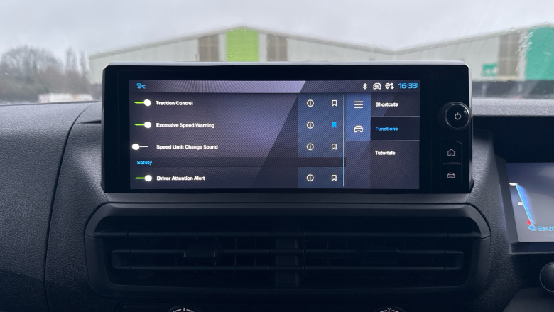 Peugeot Expert E-L2 100kW 75kWh Professional Van Auto